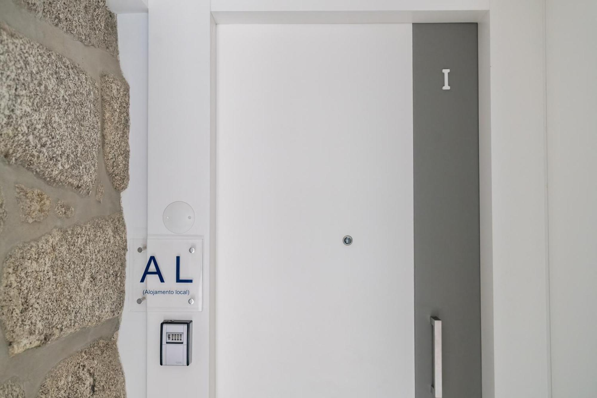 Porto Insight Apartments Campanha מראה חיצוני תמונה